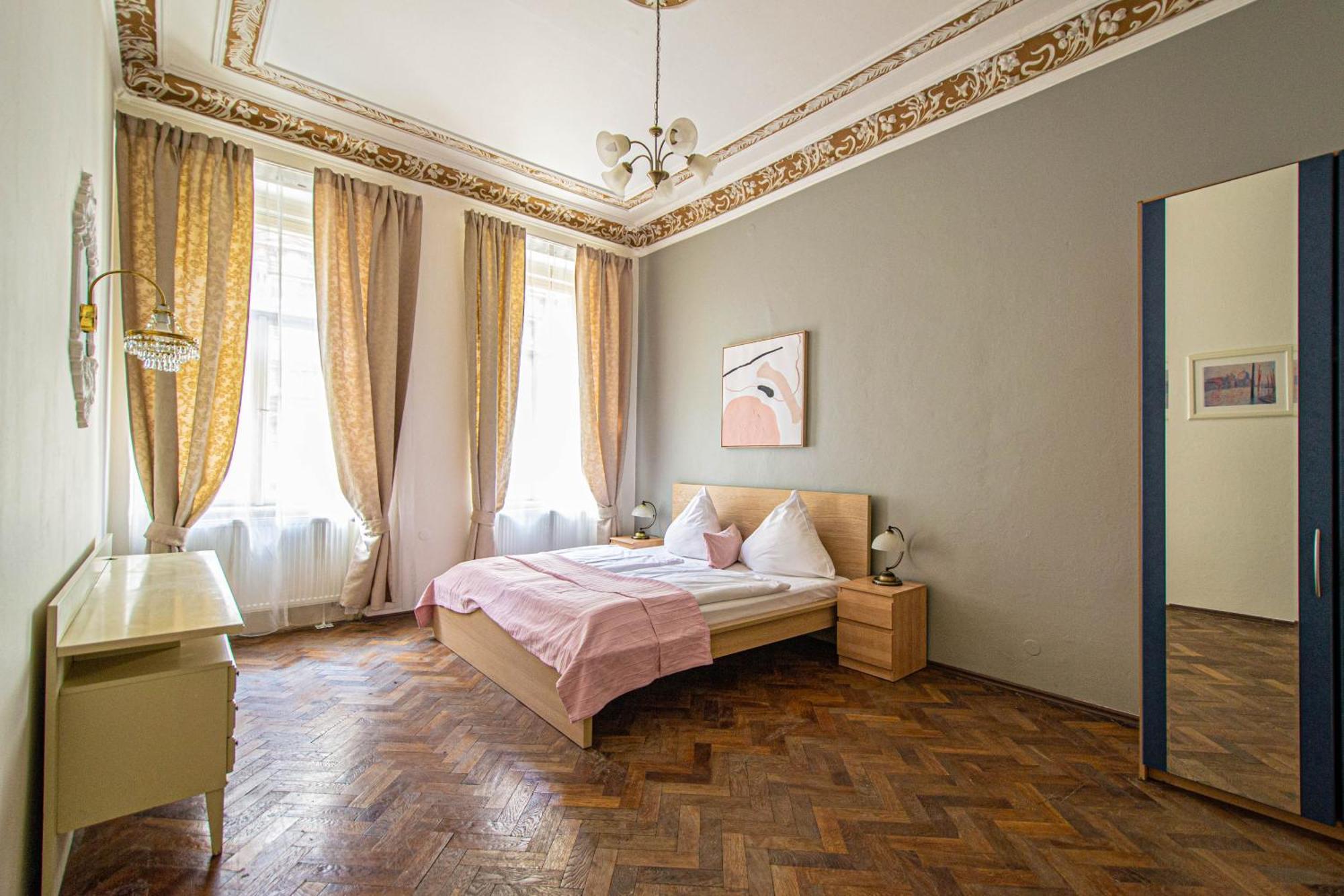 For Celebrations Spacious 3Bdr Apartment With Balcony Πράγα Εξωτερικό φωτογραφία