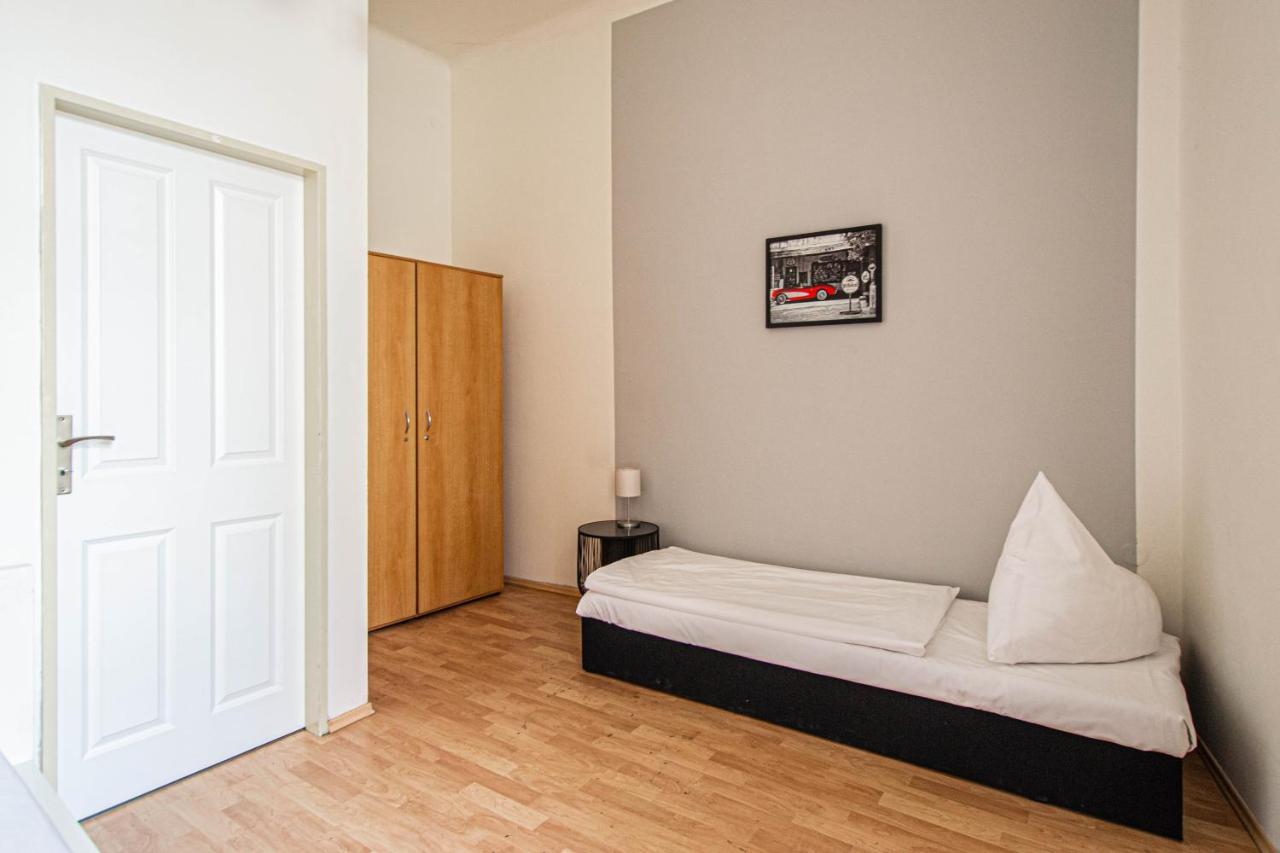 For Celebrations Spacious 3Bdr Apartment With Balcony Πράγα Εξωτερικό φωτογραφία