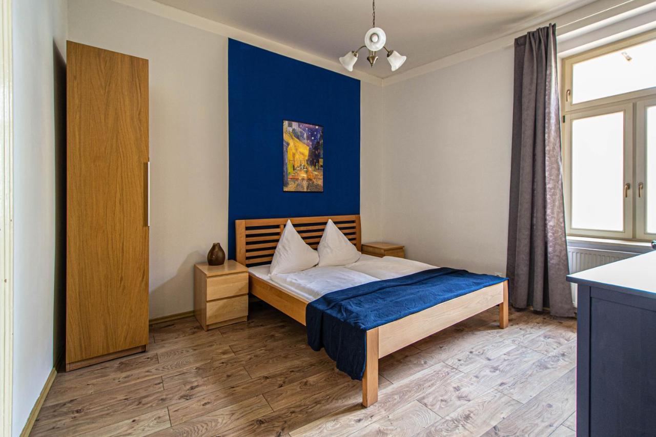 For Celebrations Spacious 3Bdr Apartment With Balcony Πράγα Εξωτερικό φωτογραφία